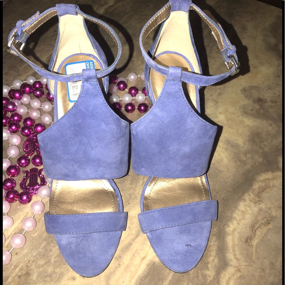 🍁LADIES LILAC PURPLE HEELS🍁